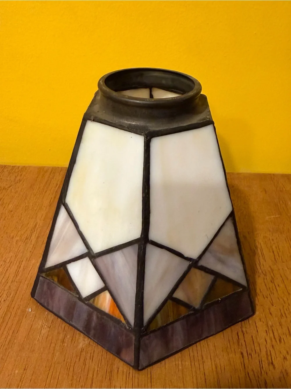 Stained Glass Tiffany-Style White and Purple Accent Lamp Shade (Set of 4)